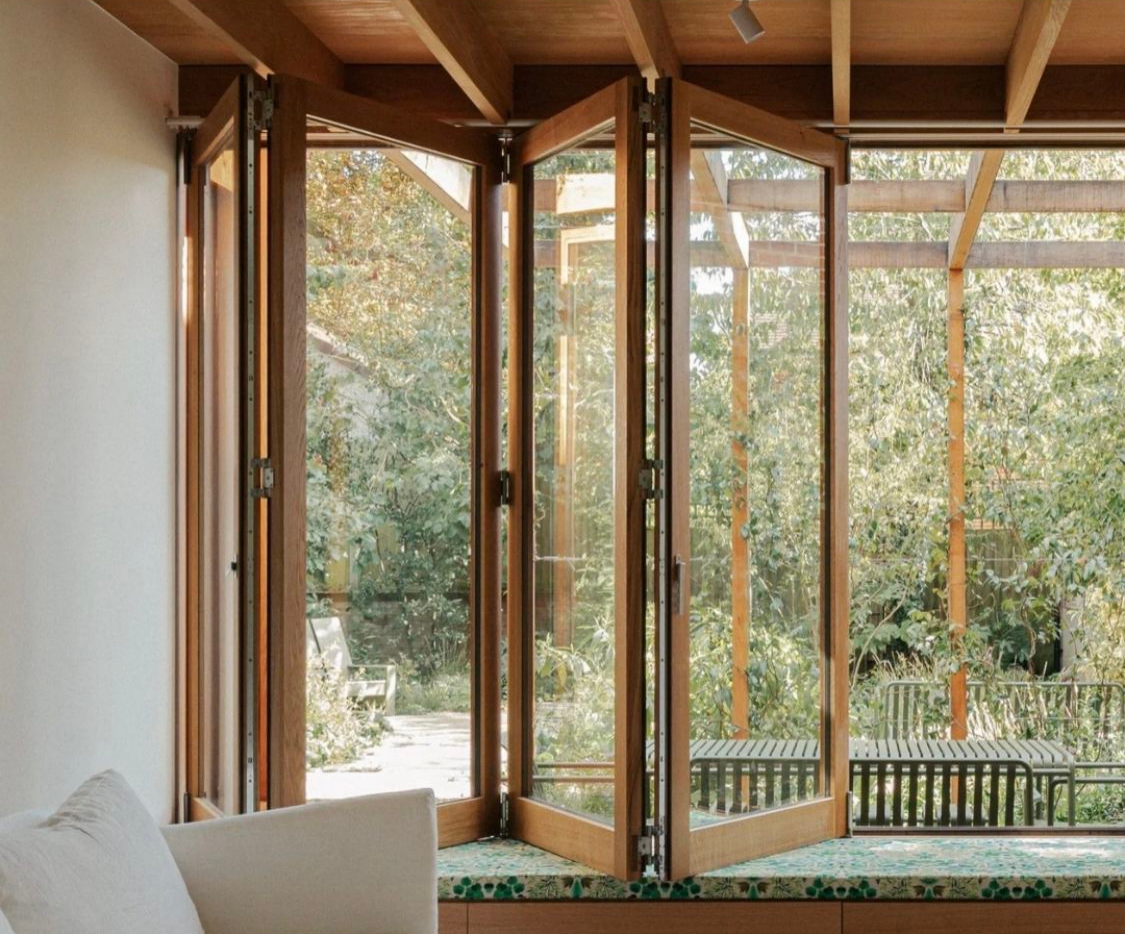 Folding Window